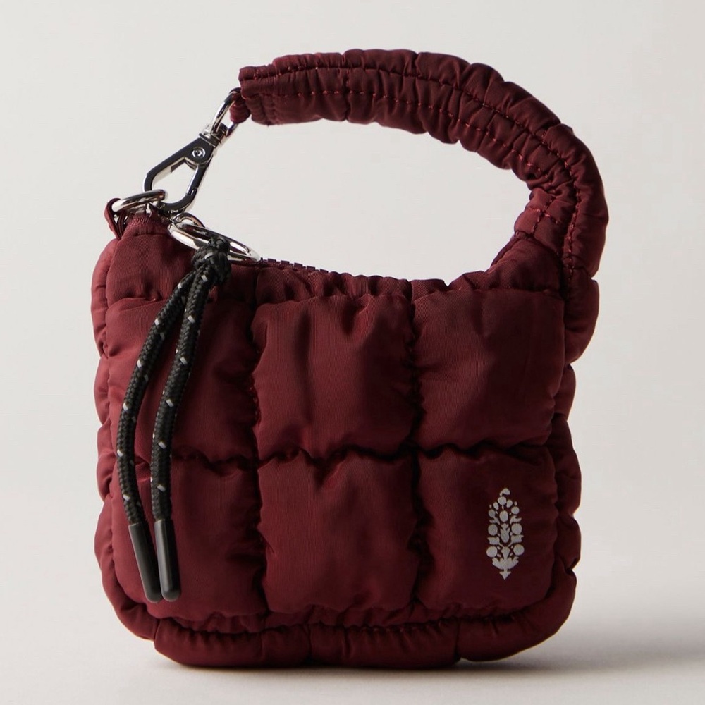 ♥️💖 LAST CHANCE🛑 FP MOVEMENT 2 Quilted Bags & Keychain NEW W/ TAGS Mahogany - Picture 6 of 9